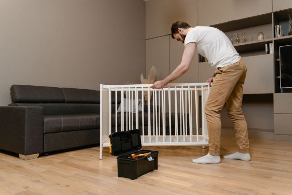 Comment rester zen lors du montage de vos meubles pendant un déménagement