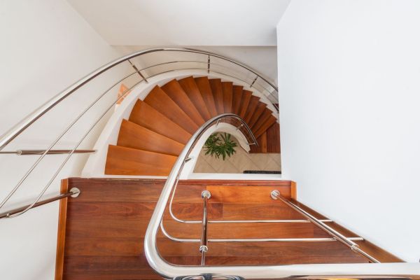 Comparatif des styles d'escalier : sélectionnez le meilleur choix